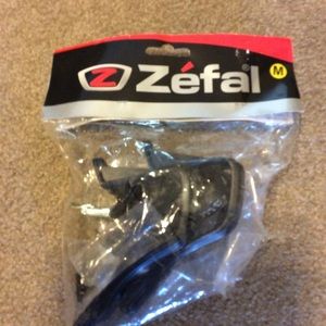Zefal French Bike cleats that fit over shoes Sz M